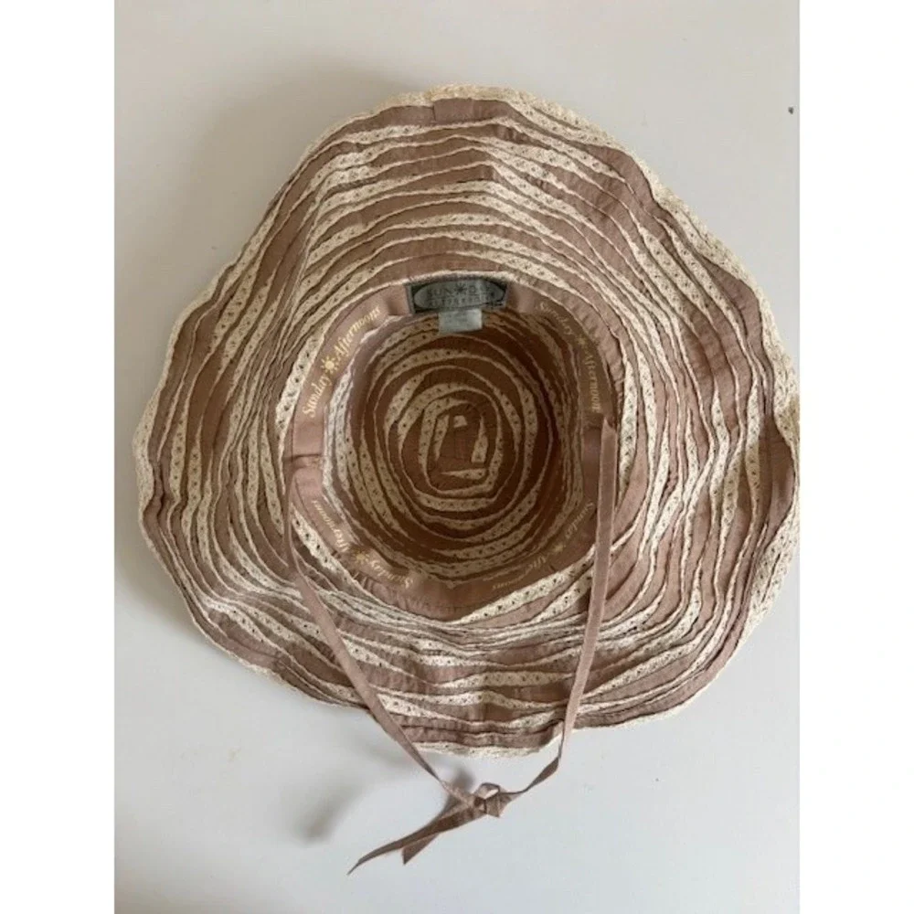 Sunday Afternoons Womens Wide Brim Sun Hat Brown Lace Flower Chin Strap Packable